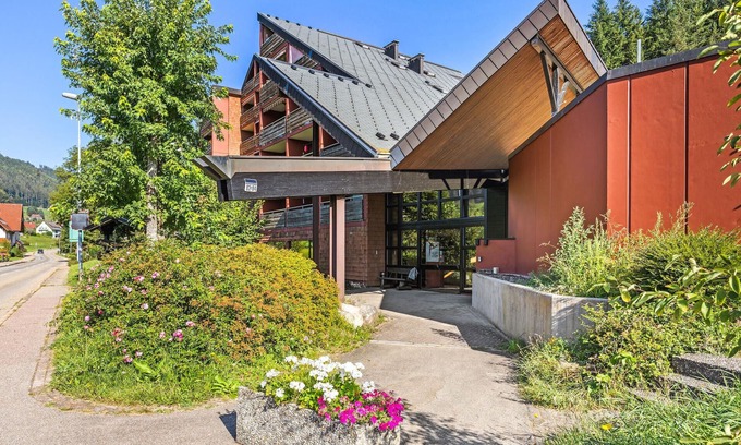 Tonbach Apartamento | Look forward to a relaxing vacation close to nature in this cozy vacation apartment.