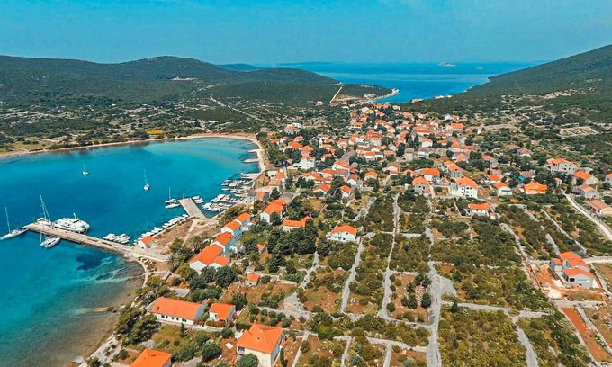 Ist Apartamento | Alojamiento de 2 habitaciones en otok Ist