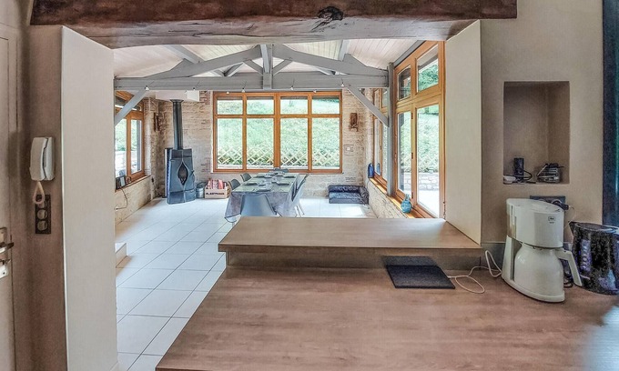 Casseneuil Casa | Look forward to an idyllically located vacation home with pool.