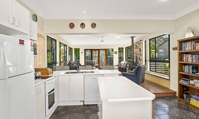 Mylestom Casa | Looking for a comfortable family home with the very best that coastal living has to offer?