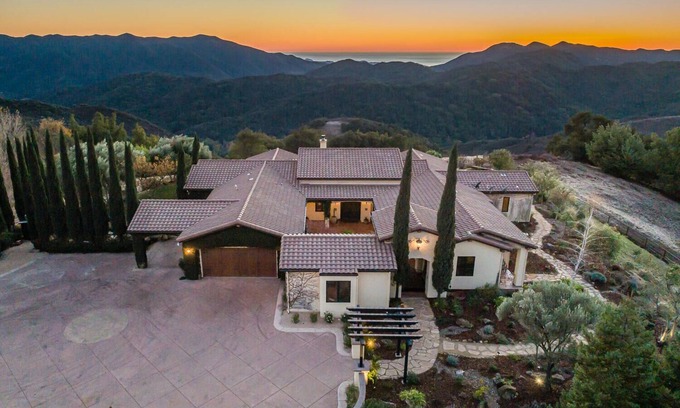 Atascadero Casa | Looking for a Peaceful Retreat? 320 Acre Ranch, Pool, and Ocean View