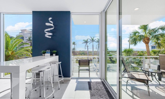 Siesta Key Casa | Lookout by Beachside Management