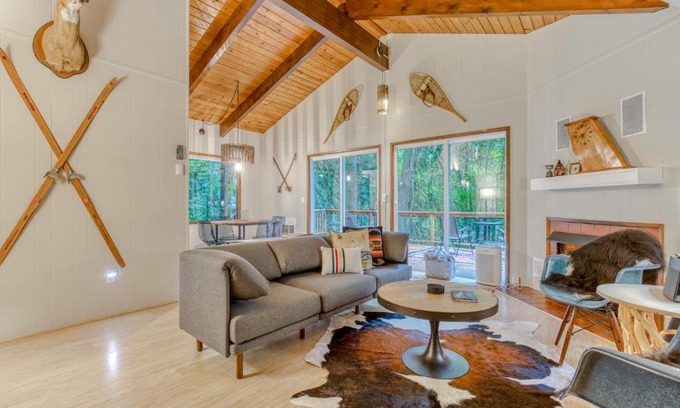 Mount Hood Village Casa | Lookout Lair