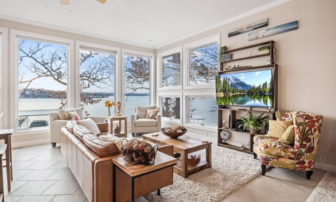 Sunrise Beach Casa | Lookout Lodge - Private Dock, Firepit, Smoker & More!