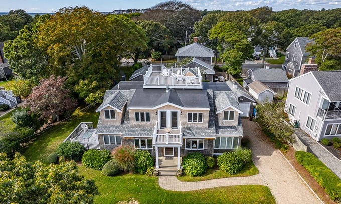 Falmouth Heights Casa | Lookout Point