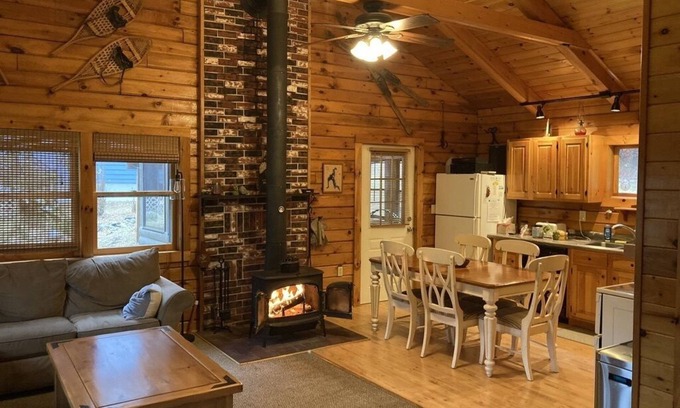 Chestertown Cabina | Loon Lake Log Cabin with canoe and kayaks, fire pit, and game room!