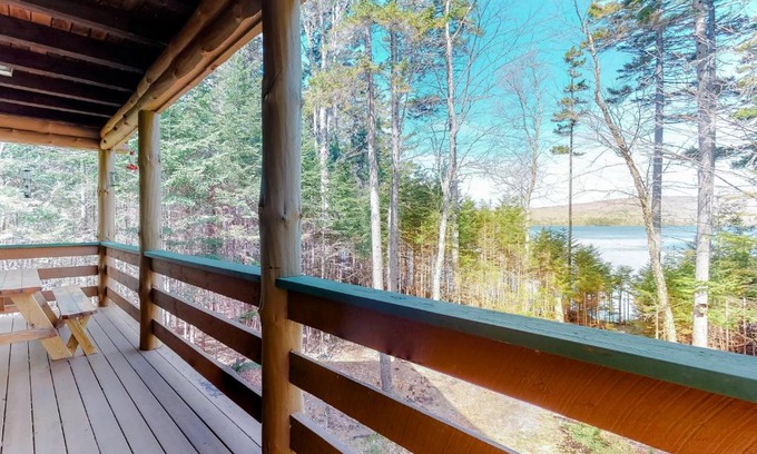 Greenville Casa | Loon Landing Lodge