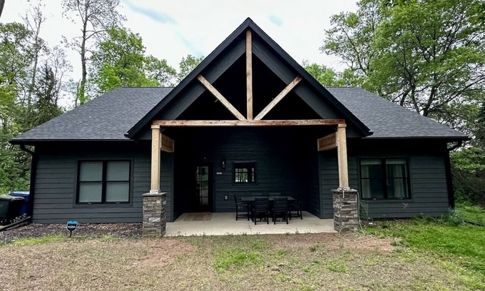 Webster Cabina | Summer get away just under two hours from Minneapolis, Mn.