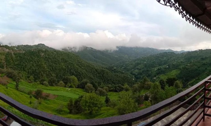 Mukteshwar Casa | Lord Krishna Himalayan Hotel & Restaurant