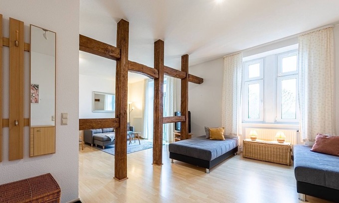 Muritz Apartamento | Lord of the castle - Lord of the castle with 2 balconies in the manor house Carolinhof -