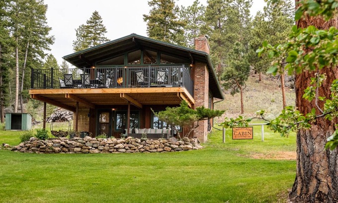 Helena Cabina | Lorelei Creek Cabin at Canyon Ferry Lake