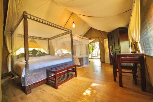 Maasai Mara Complejo | Lorian safari camp limited