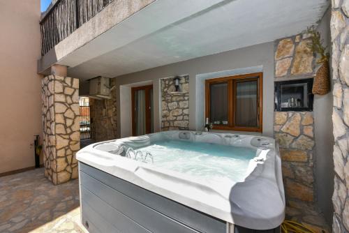 Municipality of Posedarje Casa | Loro Sauna & Jacuzzi Escape