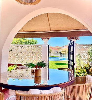Torremolinos Chalet De Esquí | Los Alamos
