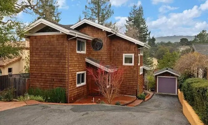 Los Altos Hills Casa | Los Altos Living: 4 bed, 3 bath home