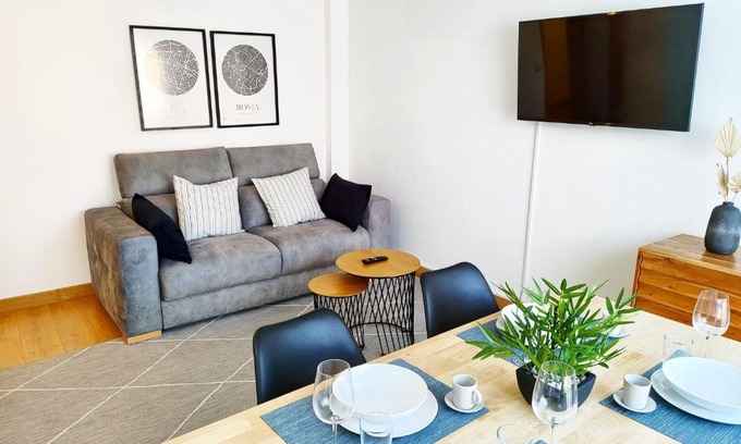 Aviles Apartamento | Los Caños de Rivero, con GARAJE y WIFI, VUT-4366-AS