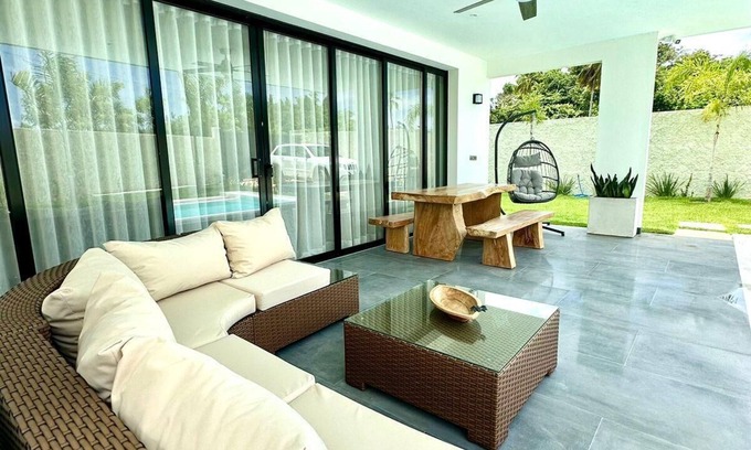 La Ceiba Casa | Los Cacaos by GC. A 3-bedroom house in lovely Las Terrenas with WiFi, AC