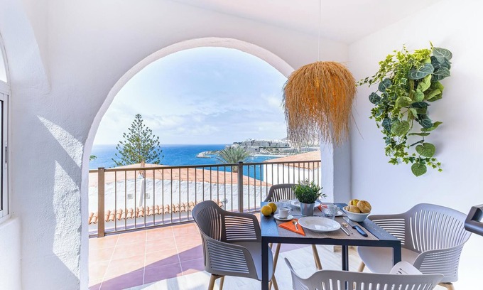 Patalavaca Apartamento | Los Canarios 527 by VillaGranCanaria