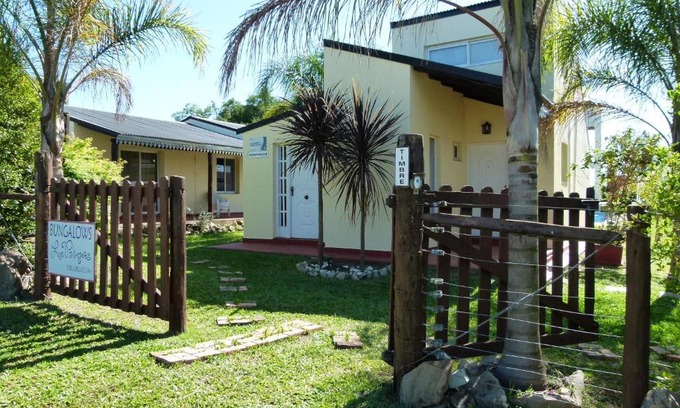 Colón Cabina | Los Palmares Del Urugua-i Bungalows