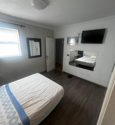 Valle de San Lorenzo Casa | Los Toscales prívate room