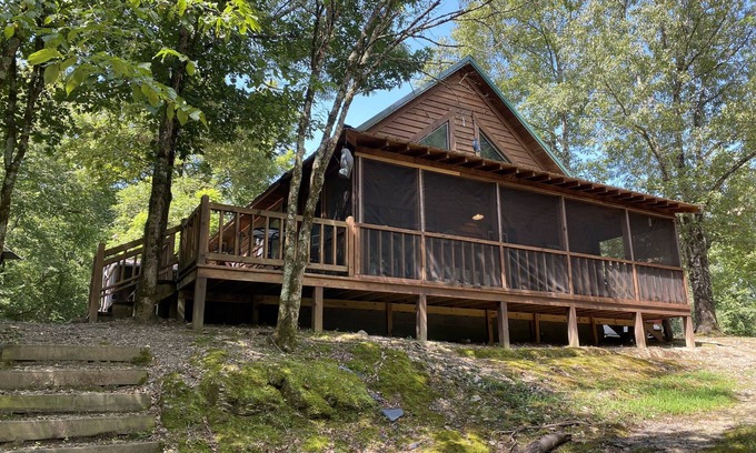 Norman Cabina | Lost Cabin at the Creek