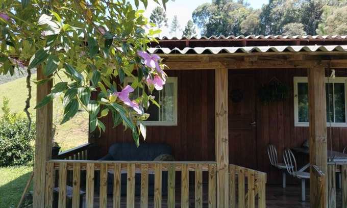 Anitapolis Cabina | Lost River Cabin Entire space with beautiful forest trails and beautiful waterfalls.