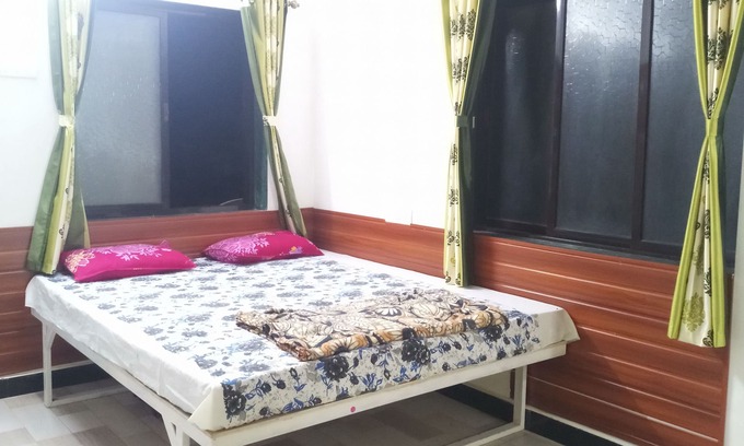 Chendhare Cabaña | Lotus Coastal cottage
