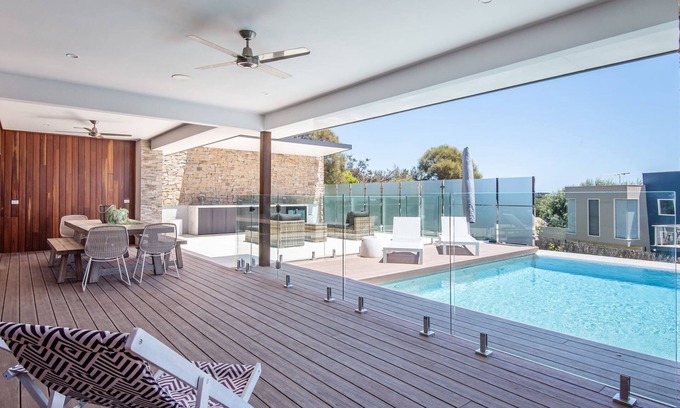 Sorrento Casa | Lotus Luxury Resort Sorrento with pool