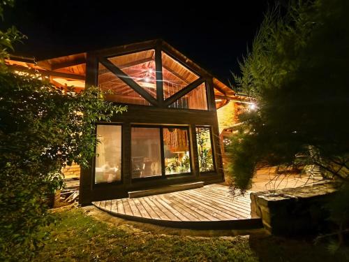 Saint-Julien-Chapteuil Casa | Louprayt - Quiet, Family, WiFi
