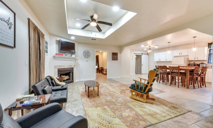 Lacassine Casa | Lousiana Escape Near Hunting: Pets Welcome!