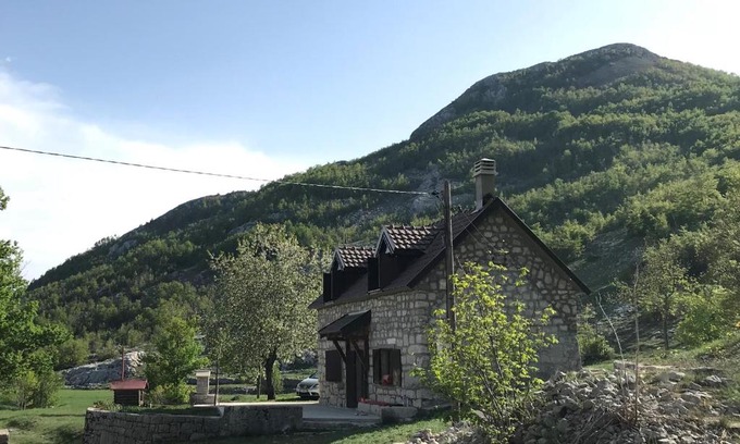 Donje Polje Casa | Lovcen Holiday Home