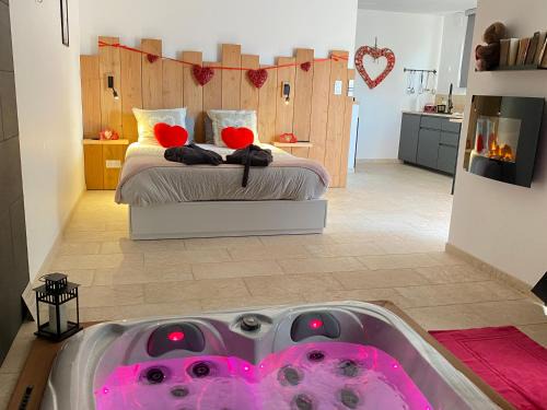 Le Fleix Cabina | LOVE AND BULLES