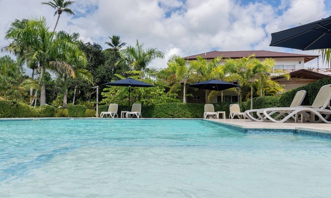 Puerto Bahia Apartamento | Nido de amor: suite romántica con piscina