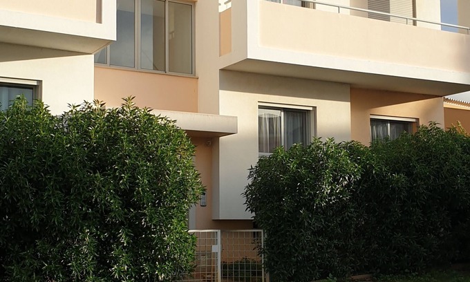 Mexilhoeira da Carregacao Apartamento | Lovely apartment in a fishing village. Algarve Portugal