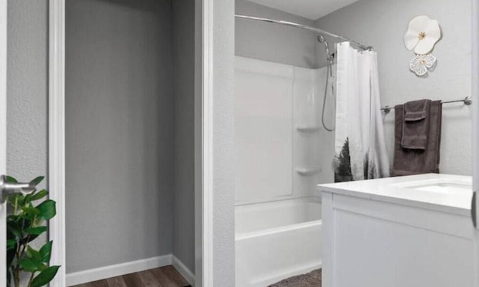 North Star Apartamento | Lovely 1 bedroom unit, centrally-located [3]