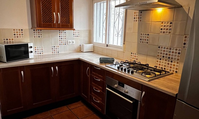 Cacín Villa | Lovely 10-bed Villa With Private Pool & Garden