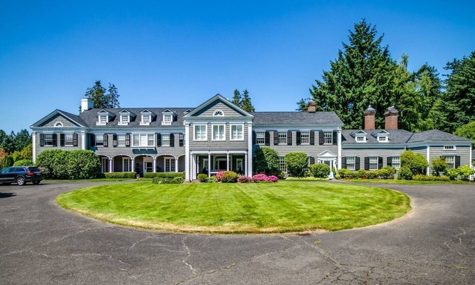 Bridlemile Apartamento | Lovely 1bd/1bath suite at historical Wilcox Estate