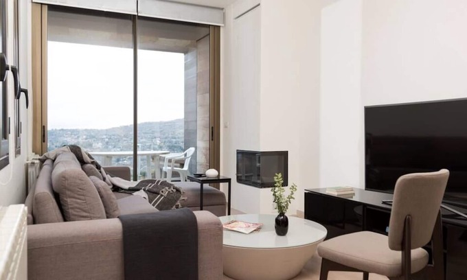 Kfardebian Apartamento | Lovely 1BD studio in Redrock