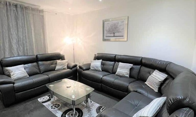Hurlet Apartamento | Lovely 2 Bed Apt close to Silverburn Mall