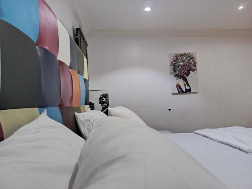 Surulere Casa | Lovely 2-Bed House in Lagos