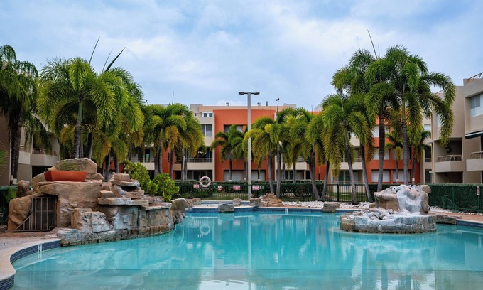 Cabo Rojo Apartamento | Lovely 2-bedroom condo with AC, WiFi in beautiful Combate, Cabo Rojo