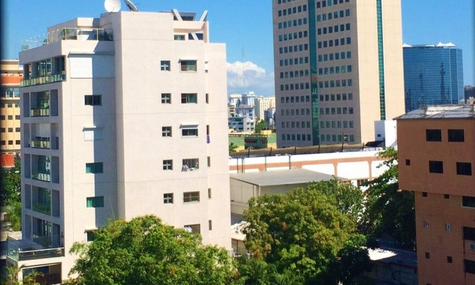 Yolanda Morales Condominio | Lovely 2-Bedroom Condo in Piantini, Santo Domingo