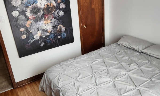 Rosemont-La Petite-Patrie Apartamento | Lovely 2 bedroom rental unit close to all amenities