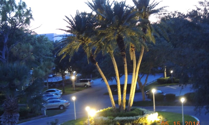 Plantation Condominio | Precioso condominio de 2 dormitorios / 2 baños con membresía social de Plantation Country Club