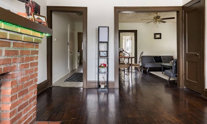 Garfield Heights Casa | Lovely 2BR Apt,Fireplace, Close to DT,Free Parking