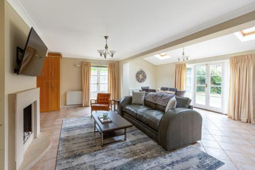 Frognal and Fitzjohns Casa | Lovely 2BR in peaceful Hampstead, NW London