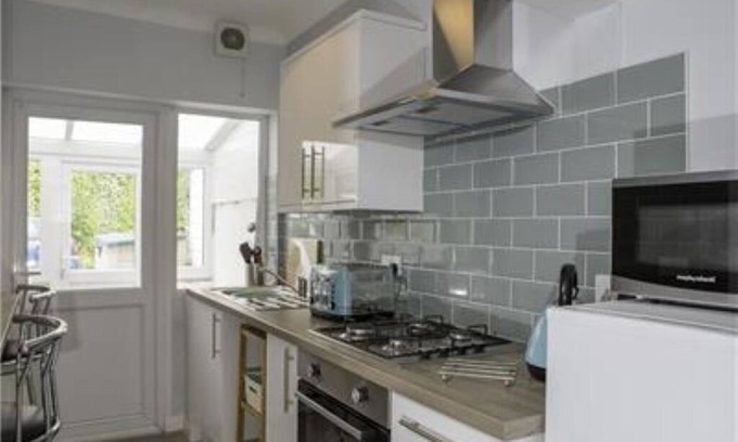 Warrington Casa | Lovely 3 bed, 2 bathroom house in the heart of Warrington Town Centre