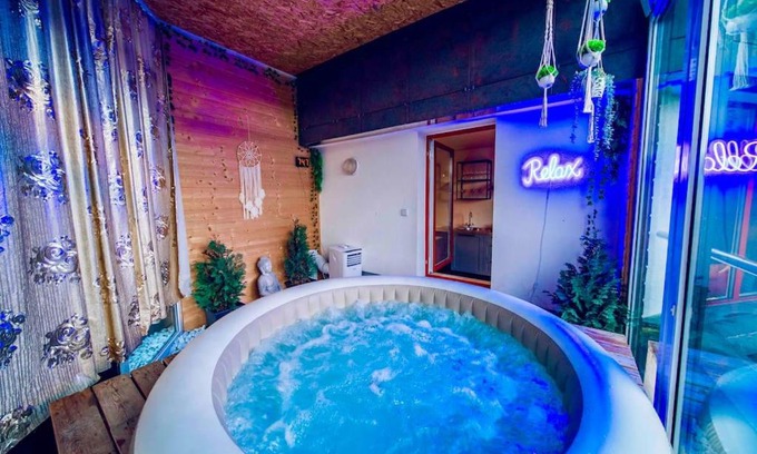 Prague 5 Apartamento | Lovely 3BD - Rooftop - Jacuzzi&Sauna