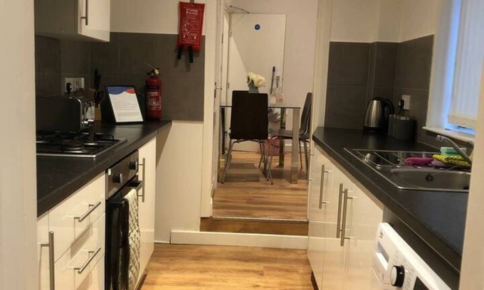 Anfield Casa | Lovely 4-bed House in Anfield all En-suite,
