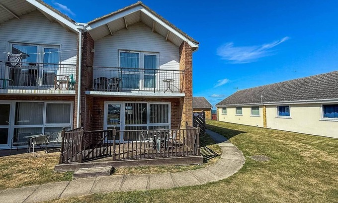 Corton Villa | Villa de lujo de 6 literas en Waterside Village Park en Corton ref 14100W